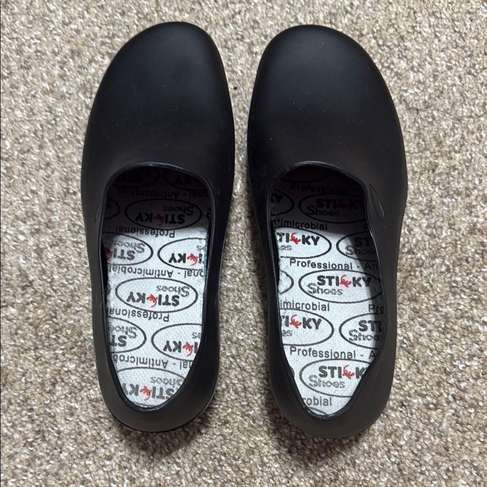 Black Clogs/Work Shoes || Waterproof and Nonslip || Like New
